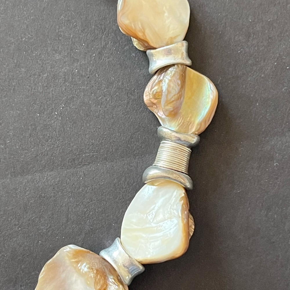 Robert Lee Morris (RLM SoHo) Silver and Cream Shell Necklace Set - Picture 4 of 4